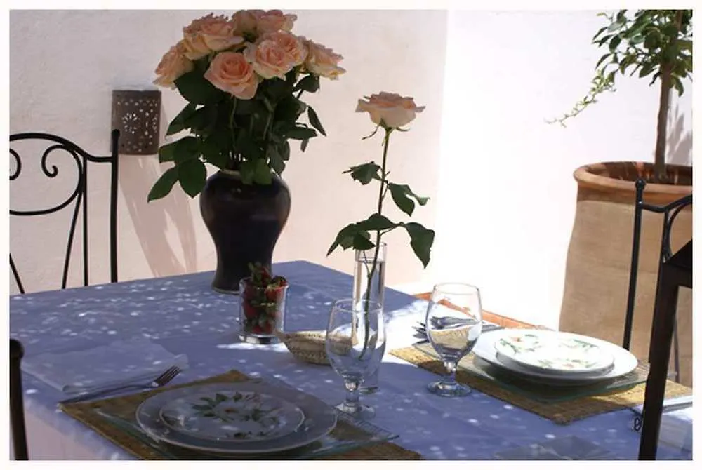 Riad Les Orangers D'Alilia Marrakesh 3*,